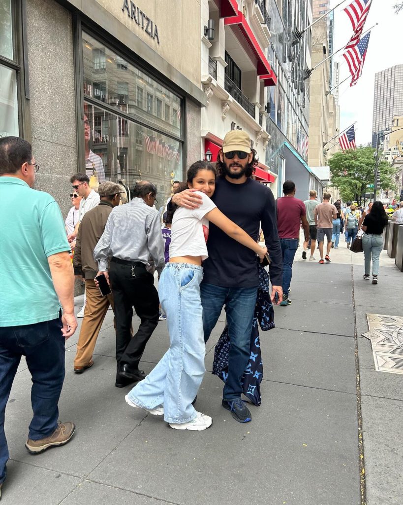 Mahesh Babu with daughter Sitara Ghattamaneni