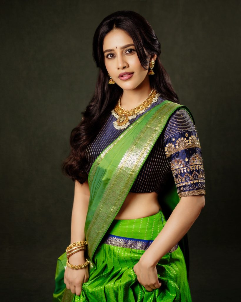 Nabha Natesh classic look in green saree August 2, 2026 (2)