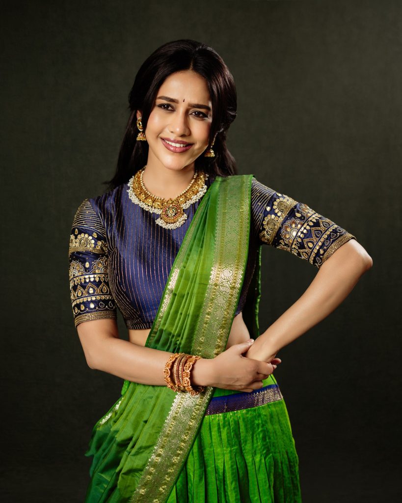 Nabha Natesh classic look in green saree August 2, 2026 (5)