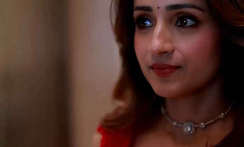 Trisha Krishnan ravishing look in red saree in Coimbatore, October 2026 (2)